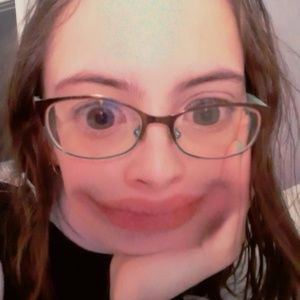 Meet your Posher, Andie